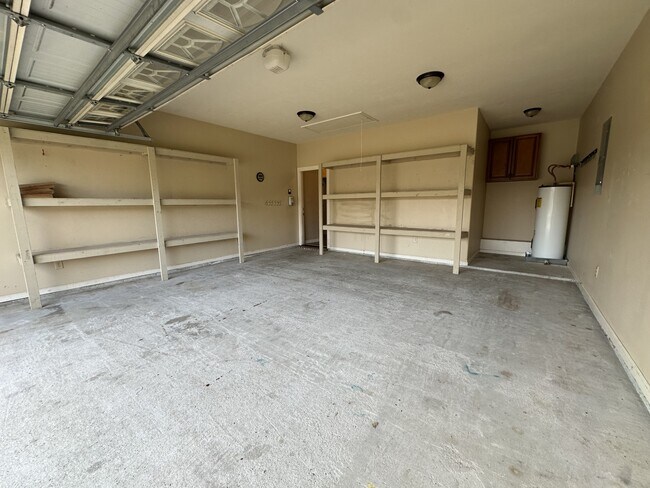 Building Photo - 6863 Par Rd 7137