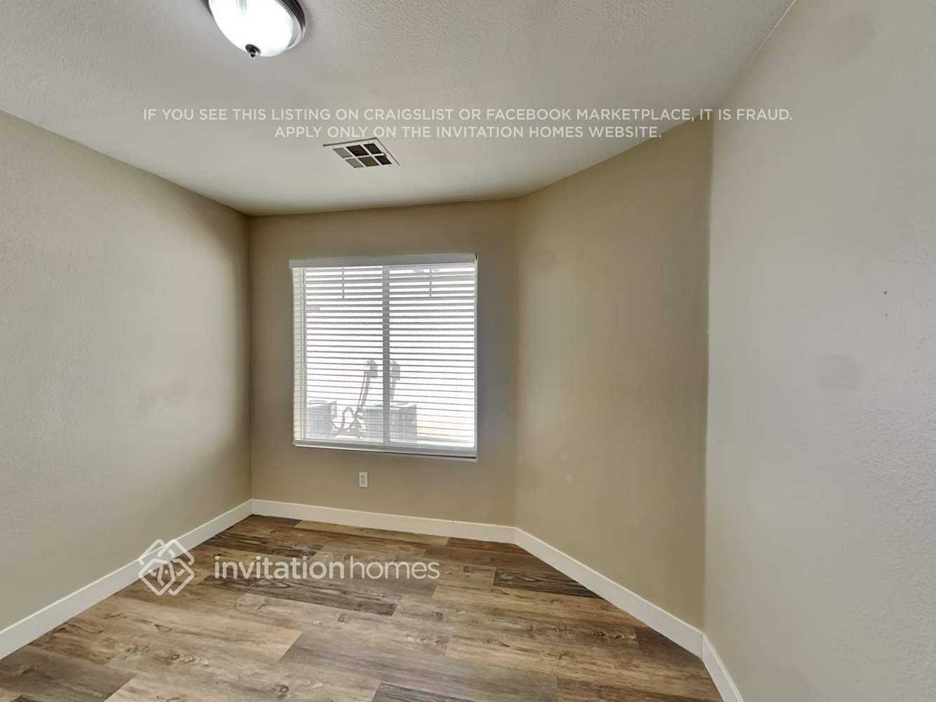 Building Photo - 426 Waterbrook Dr