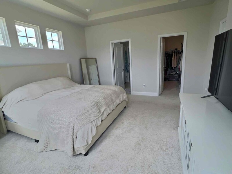 Building Photo - 353 Cattle Dr Cir