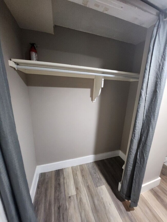 Building Photo - University Towers- FURNISHED 1bd/1ba Apartment #516 ready for you in FALL 2026! $1290 per month