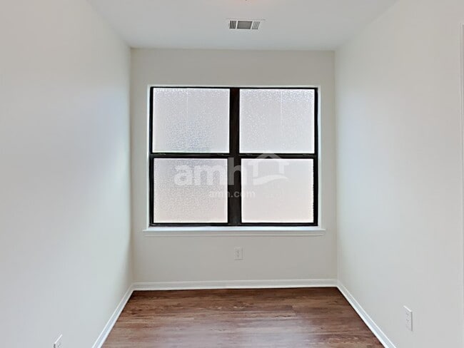 Building Photo - 18226 Amalfi Coast Dr