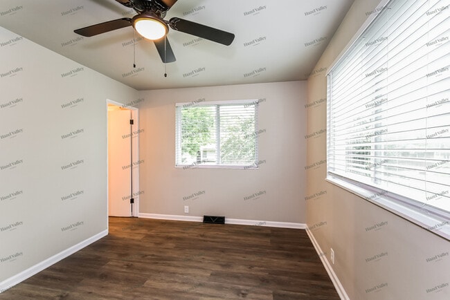 Building Photo - 10531 Rothwell Dr