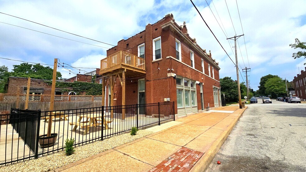 Building Photo - 3500 Magnolia Ave