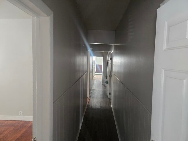 Building Photo - Cleveland