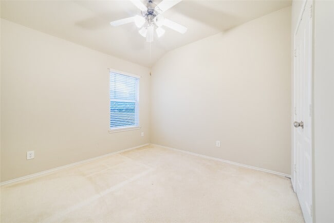 Building Photo - 1315 Squire Dr