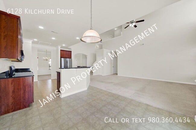 Building Photo - 6128 Kilchurn Dr