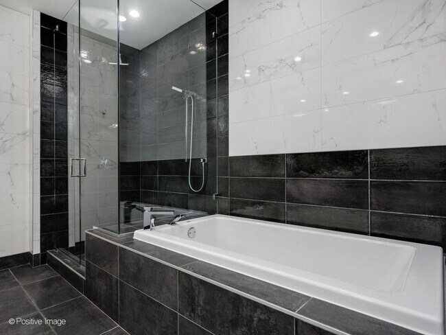 Building Photo - 111 S Peoria St