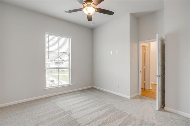 Building Photo - 6138 Lavanda Ave