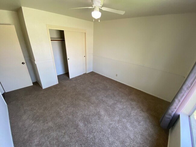 Building Photo - Charming Home for rent in Exeter, Ca