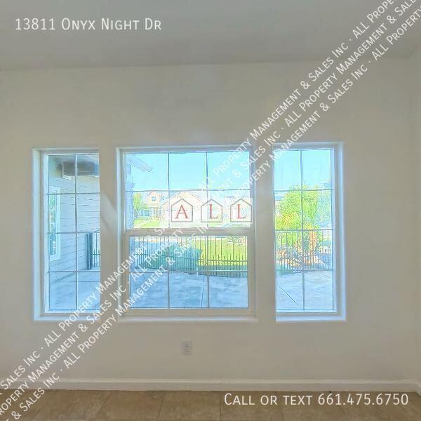Building Photo - 13811 Onyx Night Dr