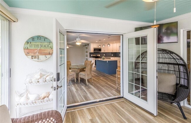 Building Photo - 1900 Benjamin Franklin Dr