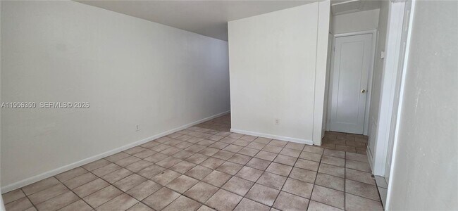 Building Photo - 848 NW 10th St