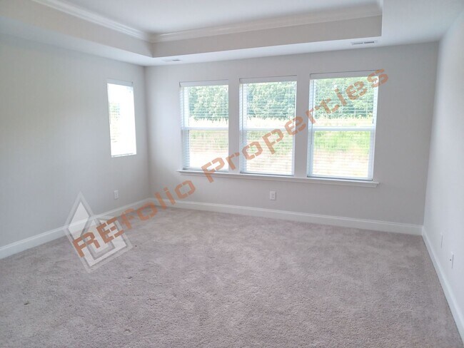 Building Photo - 238 Deardom Way