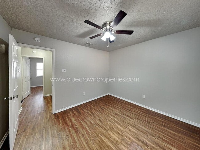Building Photo - 648 S Rogers Rd
