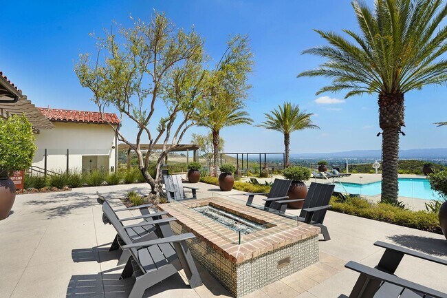 Building Photo - Stunning New Build Home with Breathtaking ...