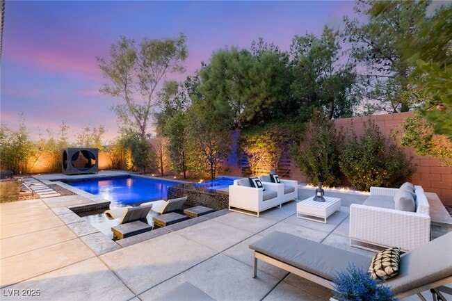 Building Photo - 338 Azar Swan Ave