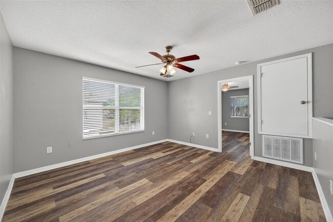 Building Photo - 12543 Chenwood Ave
