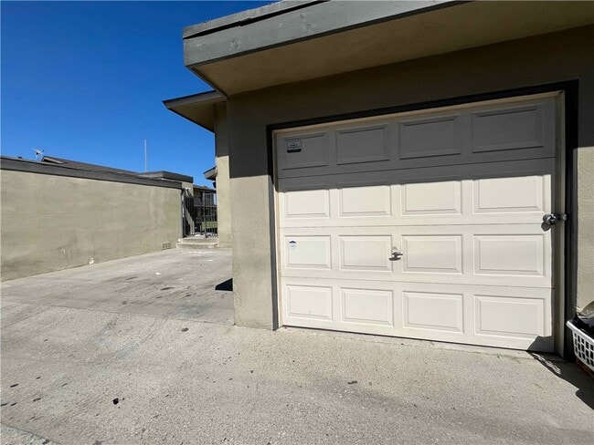 Building Photo - 11861 Bailey St