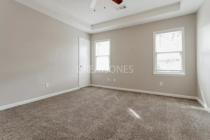 Building Photo - 5828 Cameo Ct