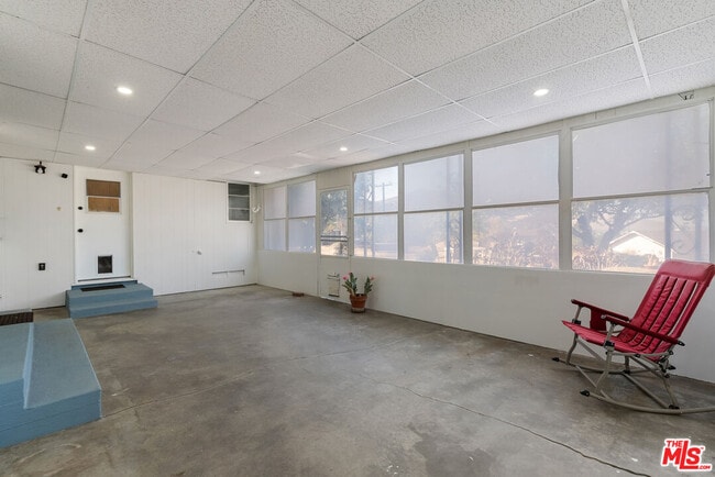 Building Photo - 6739 Garces Ave