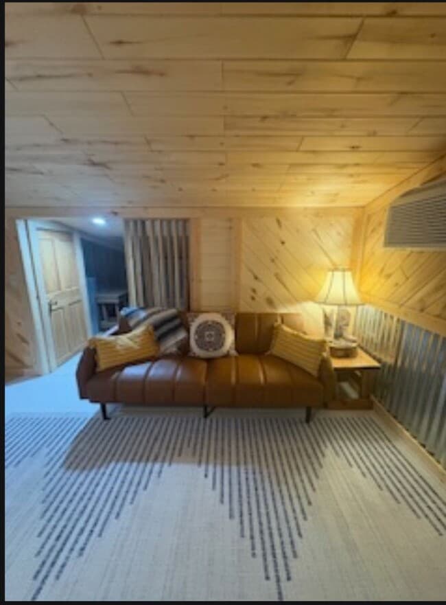 Building Photo - Barnview Country Haven