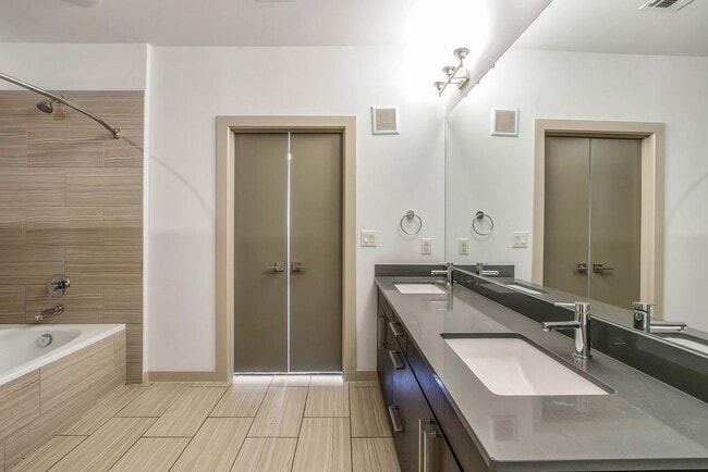 Building Photo - 3600 S Lamar Blvd