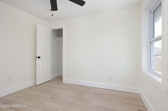 Building Photo - 1216 8th Ave