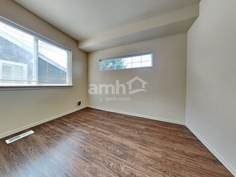 Building Photo - 2304 Cooper Crest Dr NW