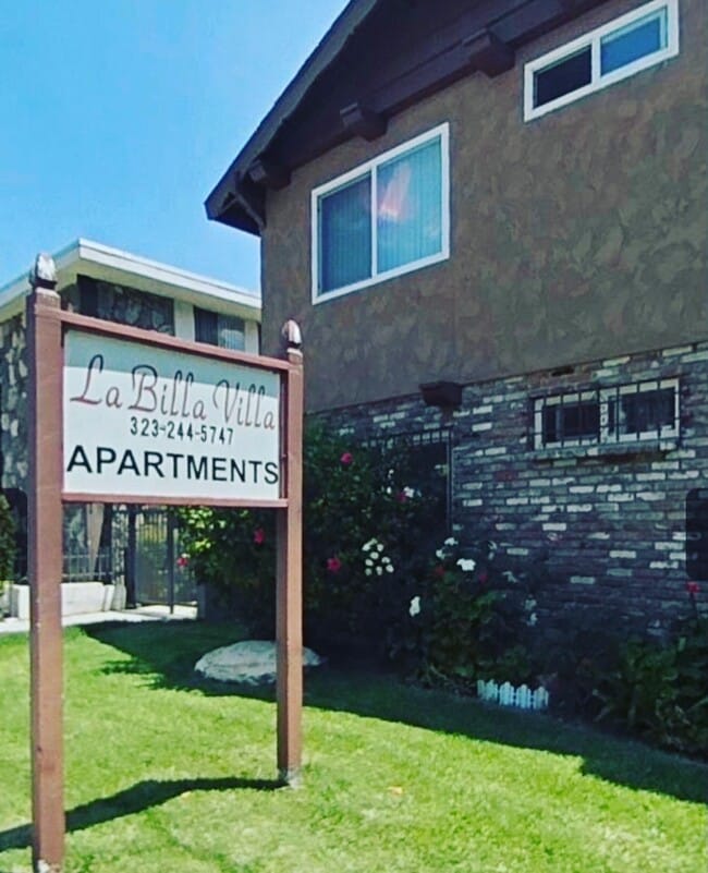 Building Photo - 7010 Jordan Ave