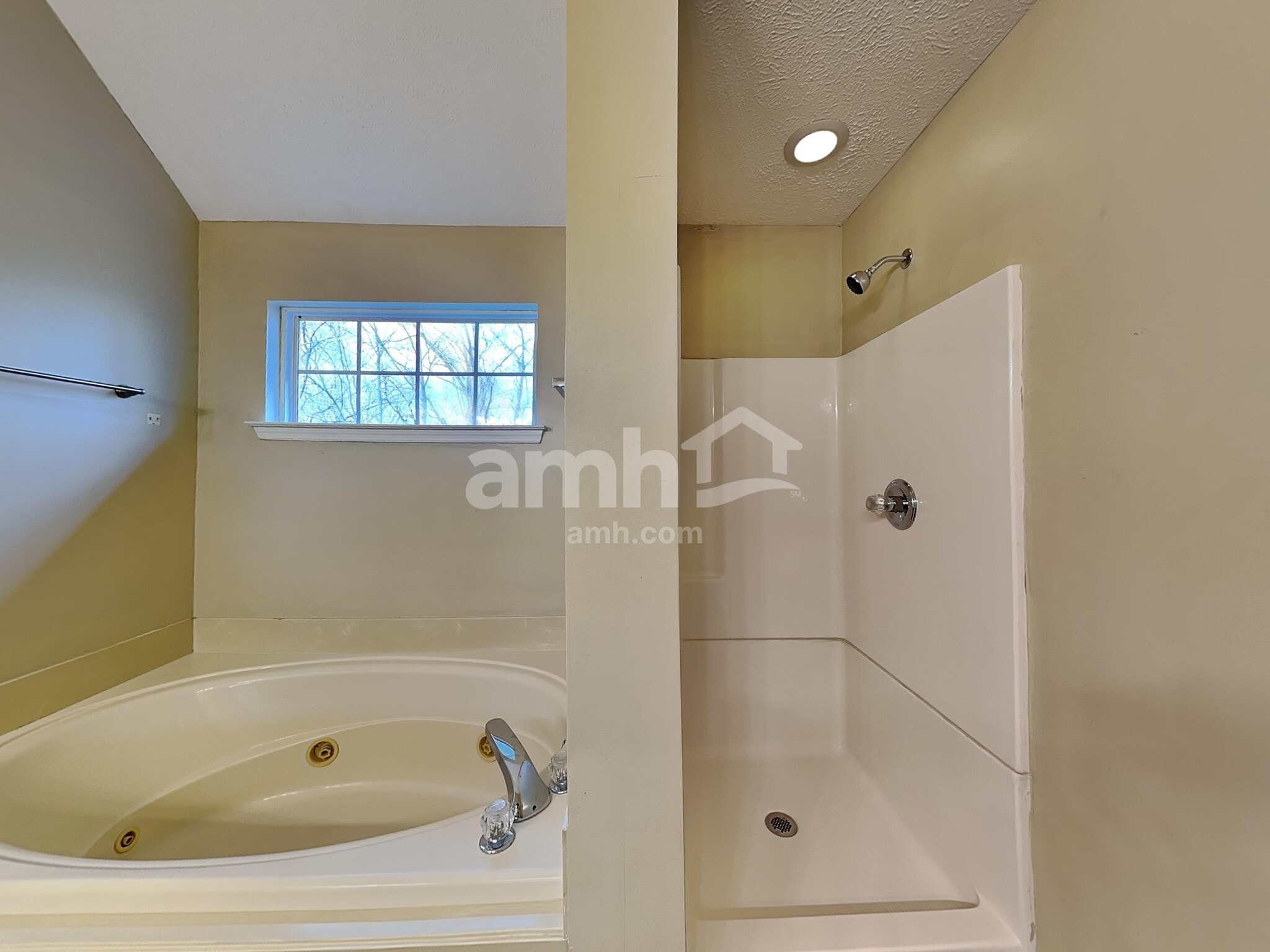 Building Photo - 5224 Ridgefalls Way