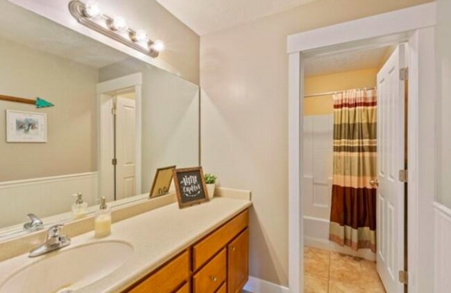 Building Photo - BEAUTIFUL HOME IN DESIRABLE SPRING CREEK R...