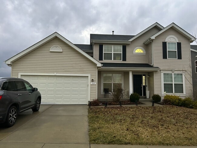 Building Photo - 169 Hidden Bluffs Dr