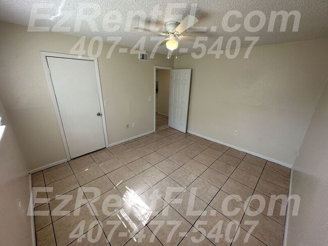 Building Photo - 1832 Blossom Terrace