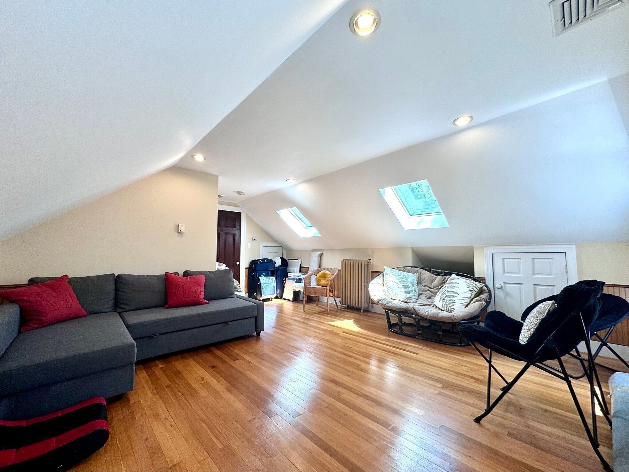 Building Photo - 27 Gammons Rd