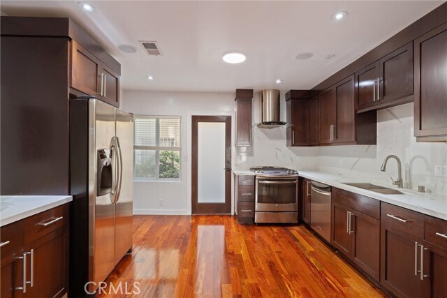 Building Photo - 932 S Shenandoah St