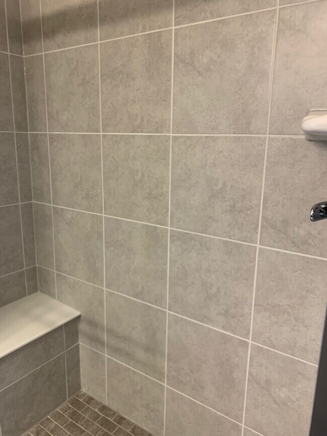 Building Photo - Main-Floor Living Meets Modern Comfort in Enclaves at Mountain Vista