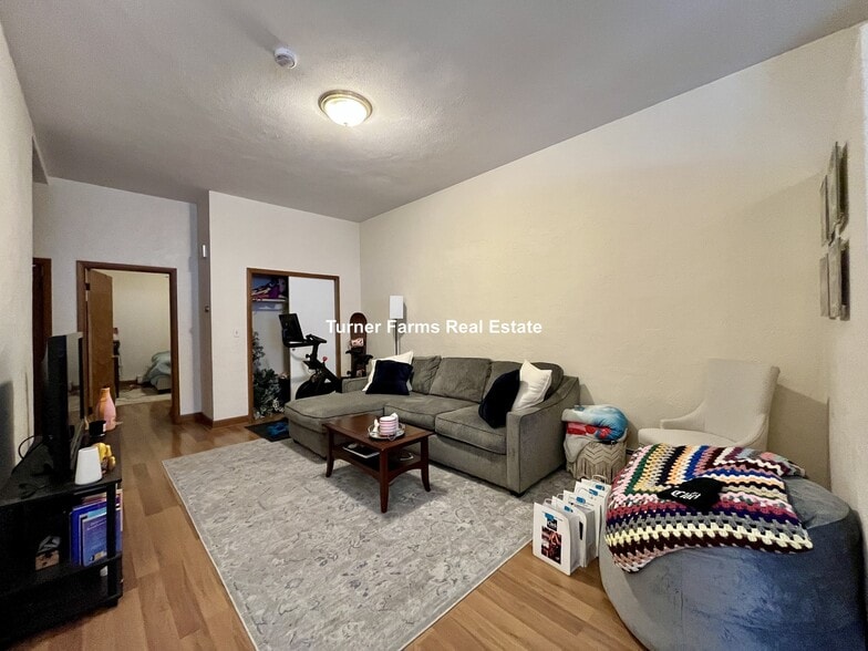 Building Photo - 264 Shawmut Ave