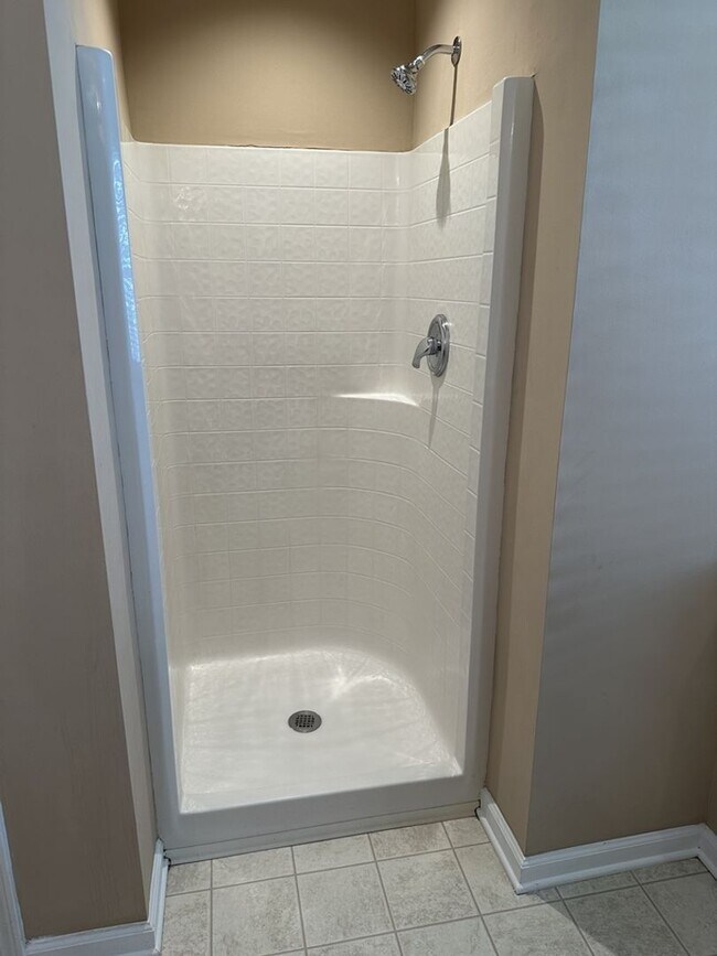 Building Photo - 199 Lancaster Way