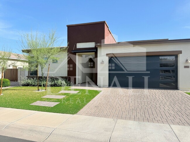 Building Photo - 1153 E Nolan Pl