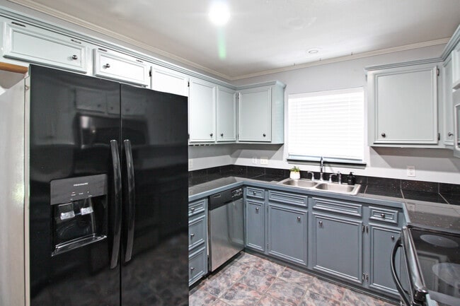 Building Photo - 119 Keltingham Ct
