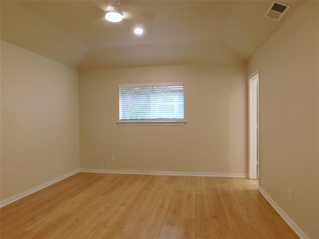 Building Photo - 9258 Burbank Dr