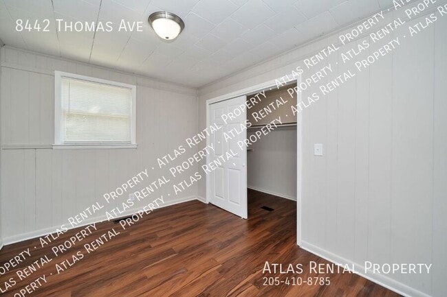 Building Photo - 8442 Thomas Ave