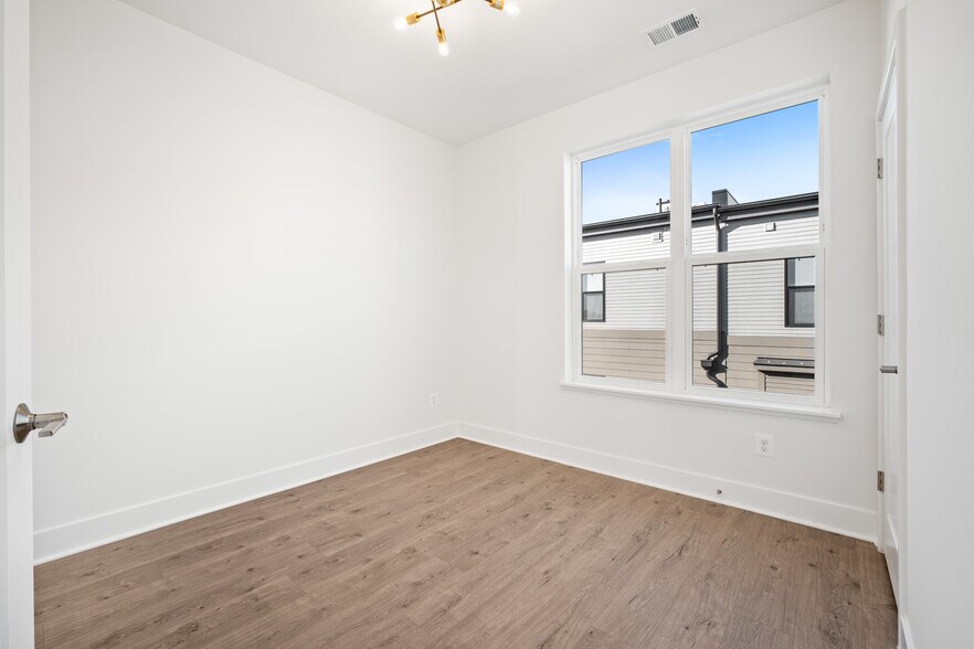 Loft Bedroom - 5504 Topaz Ln