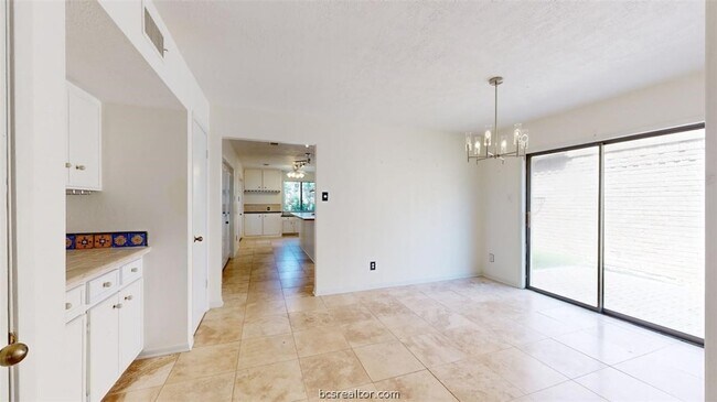 Building Photo - 3004 Gleneagles Ct