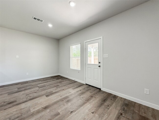 Building Photo - 7806 Alset Dr