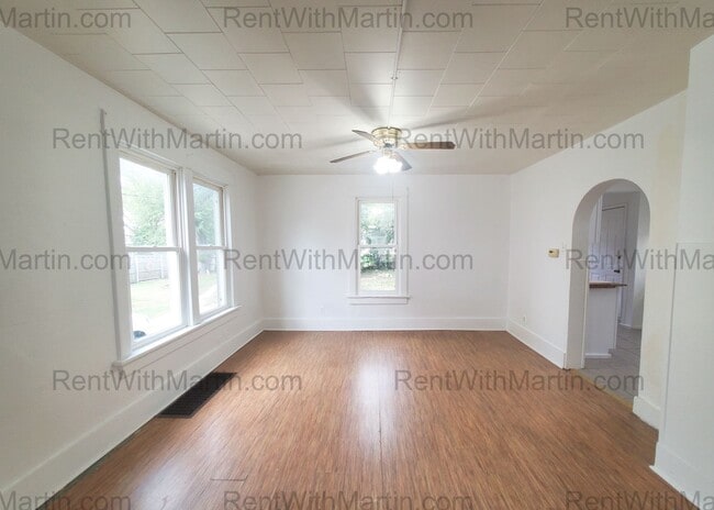 Building Photo - 1931 Franklin St