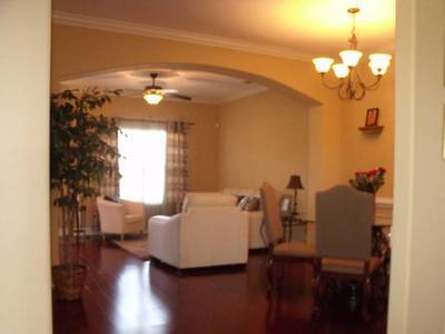 Building Photo - AVAILABLE LATE MARCH 2026