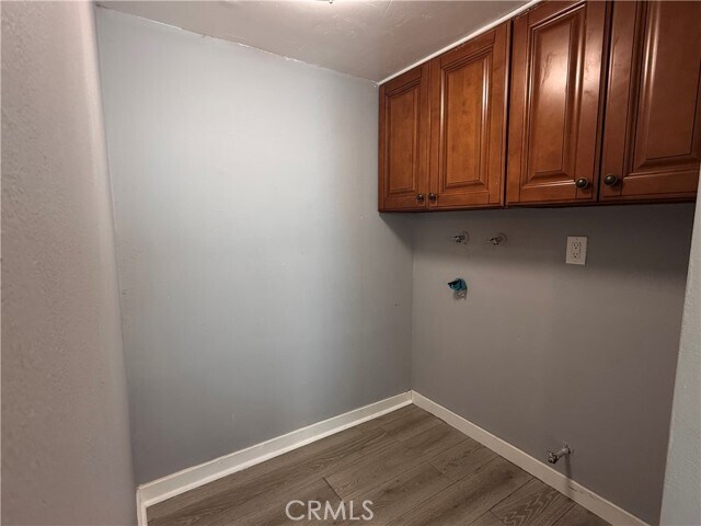 Building Photo - 228 N Kodiak St