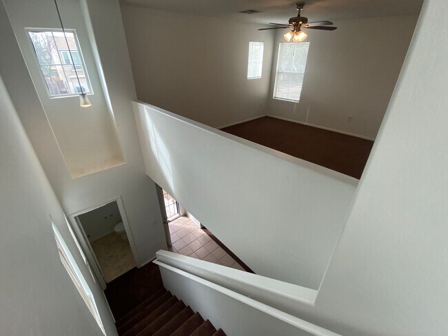 Building Photo - Beautiful Maricopa 3 Bedroom 2 Bath Home