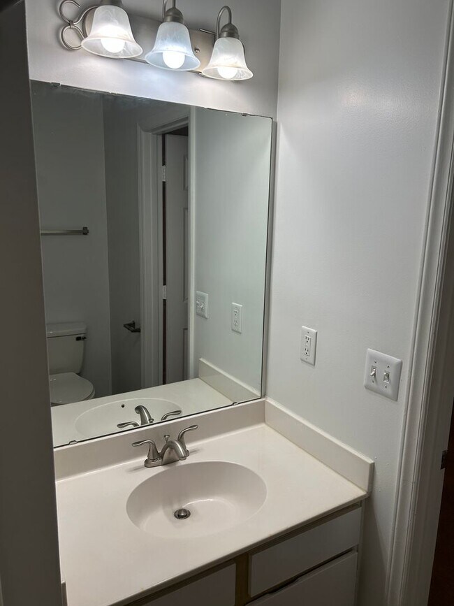 Building Photo - Enjoy the Holidays in Your New Home!